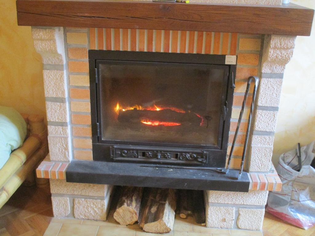 Gite Le Bourgneuf Fresnay-sur-Sarthe Exteriör bild